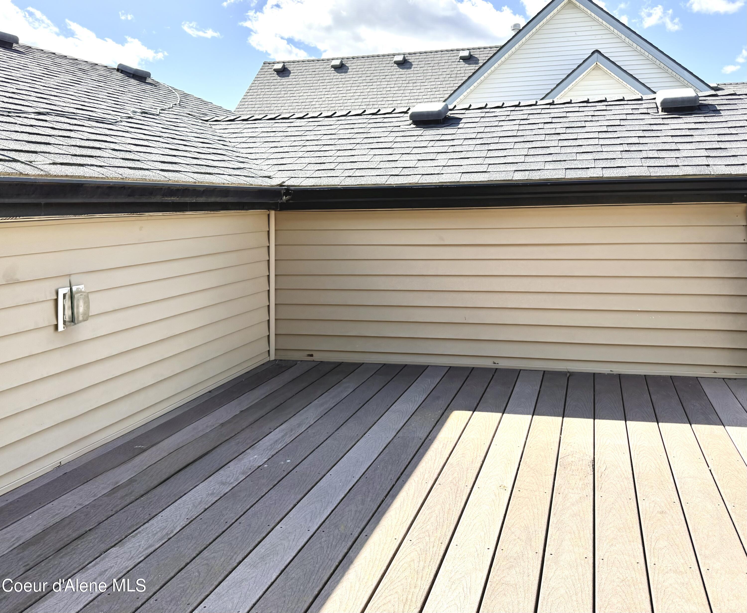 2887 W Cranberry AVE