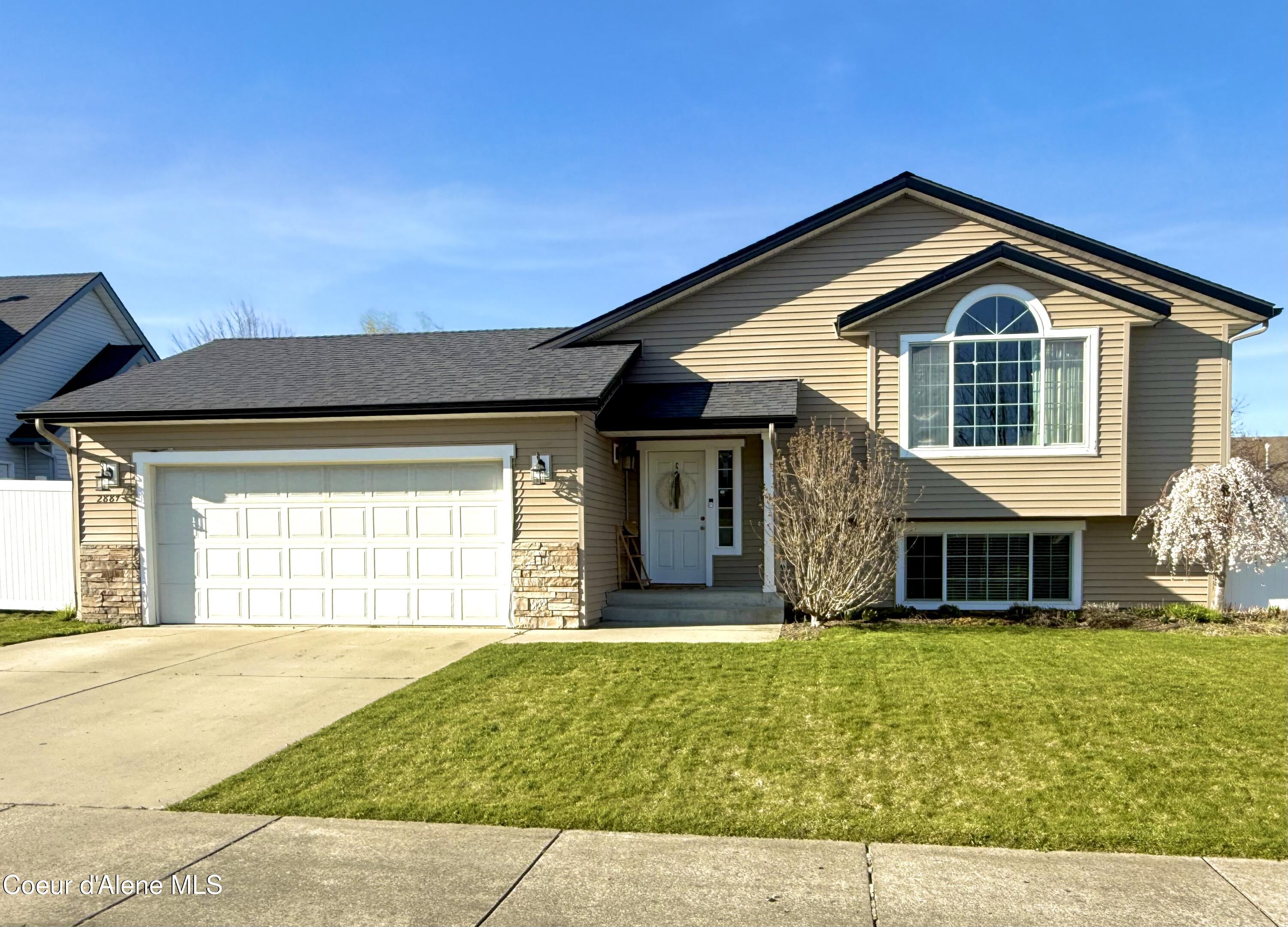 2887 W Cranberry AVE