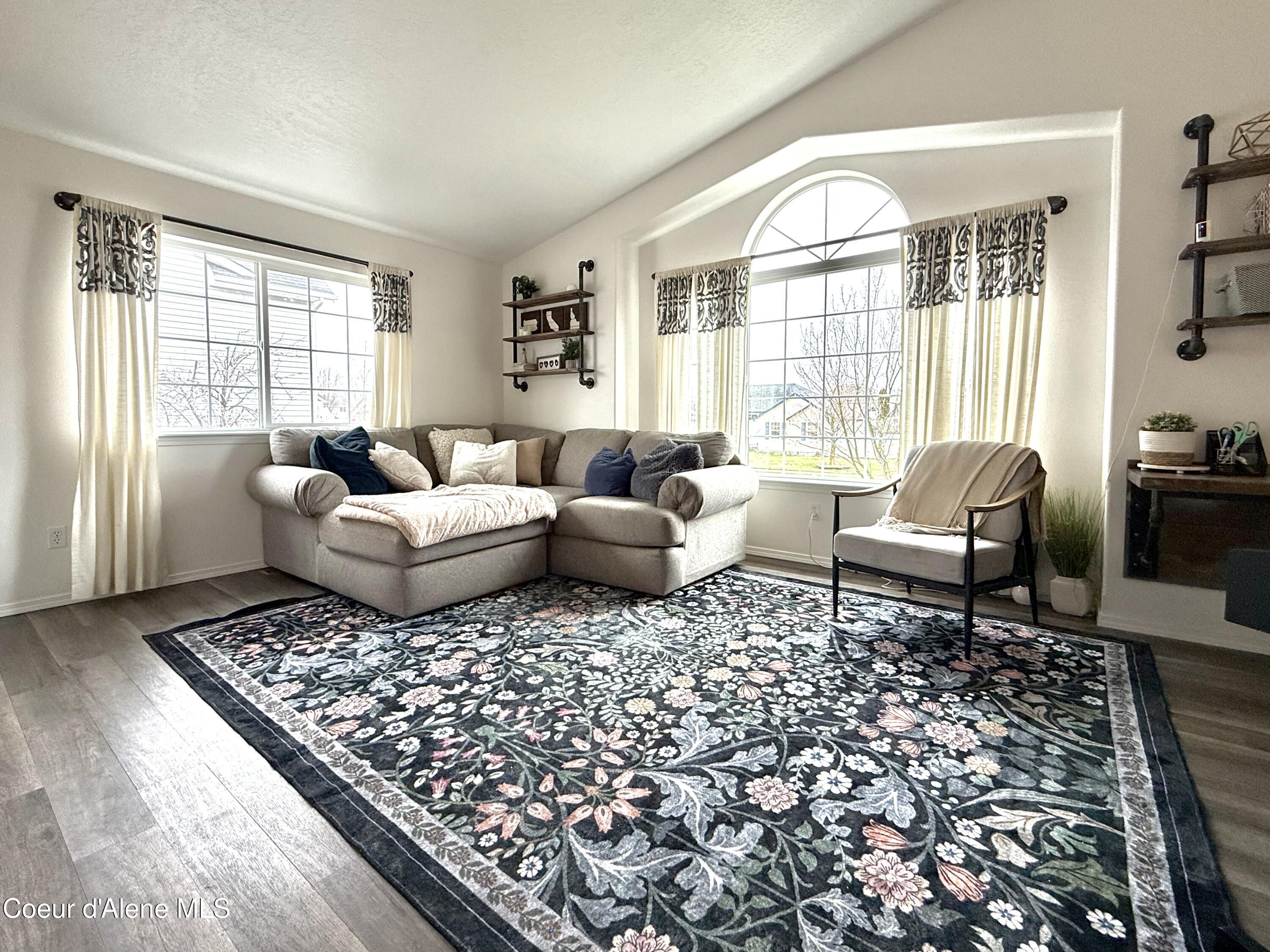 2887 W Cranberry AVE