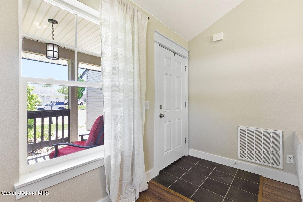 1291 N Center Green LOOP, Coeur d'Alene