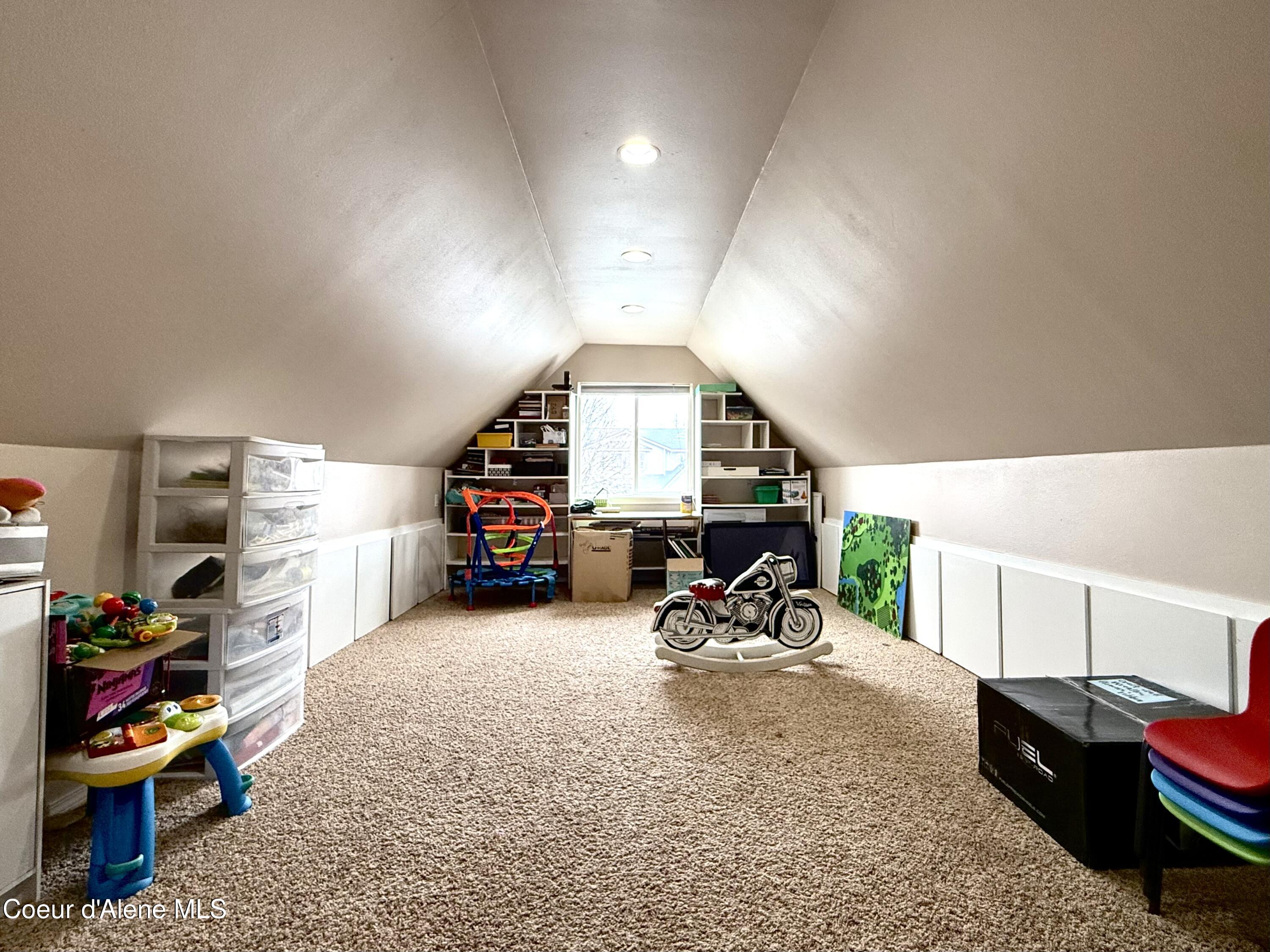 2675 W Beth LOOP