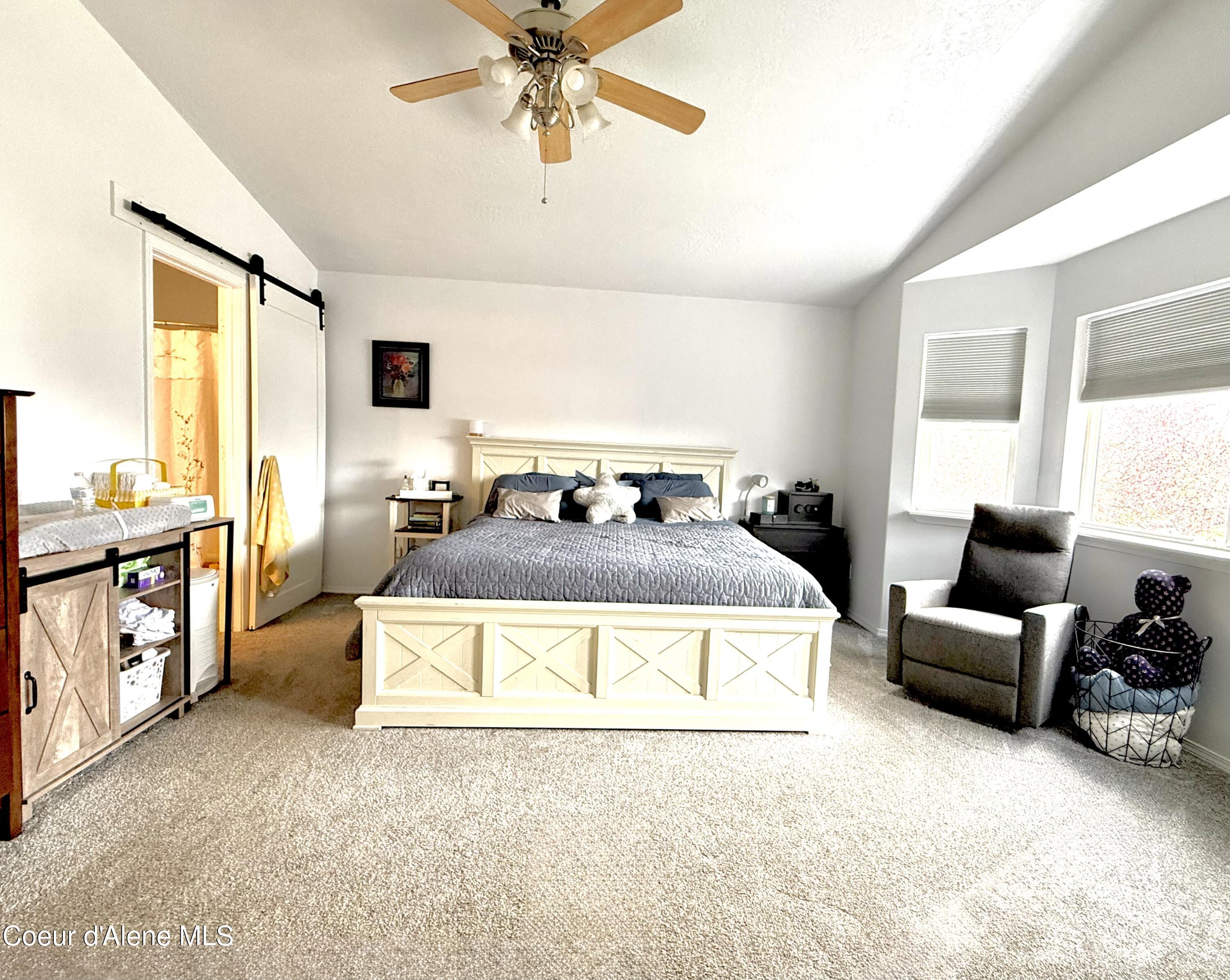 2675 W Beth LOOP