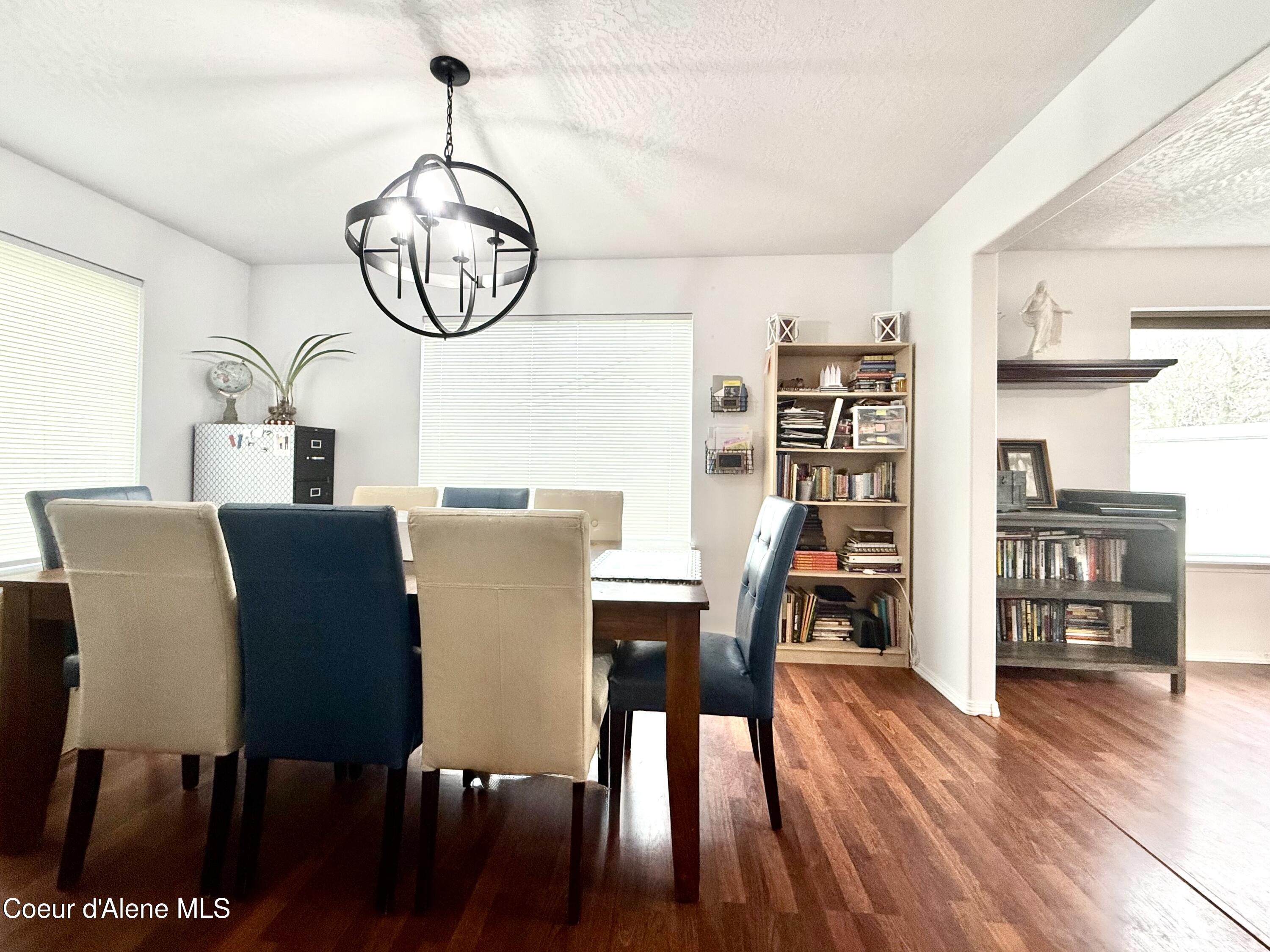 2675 W Beth LOOP