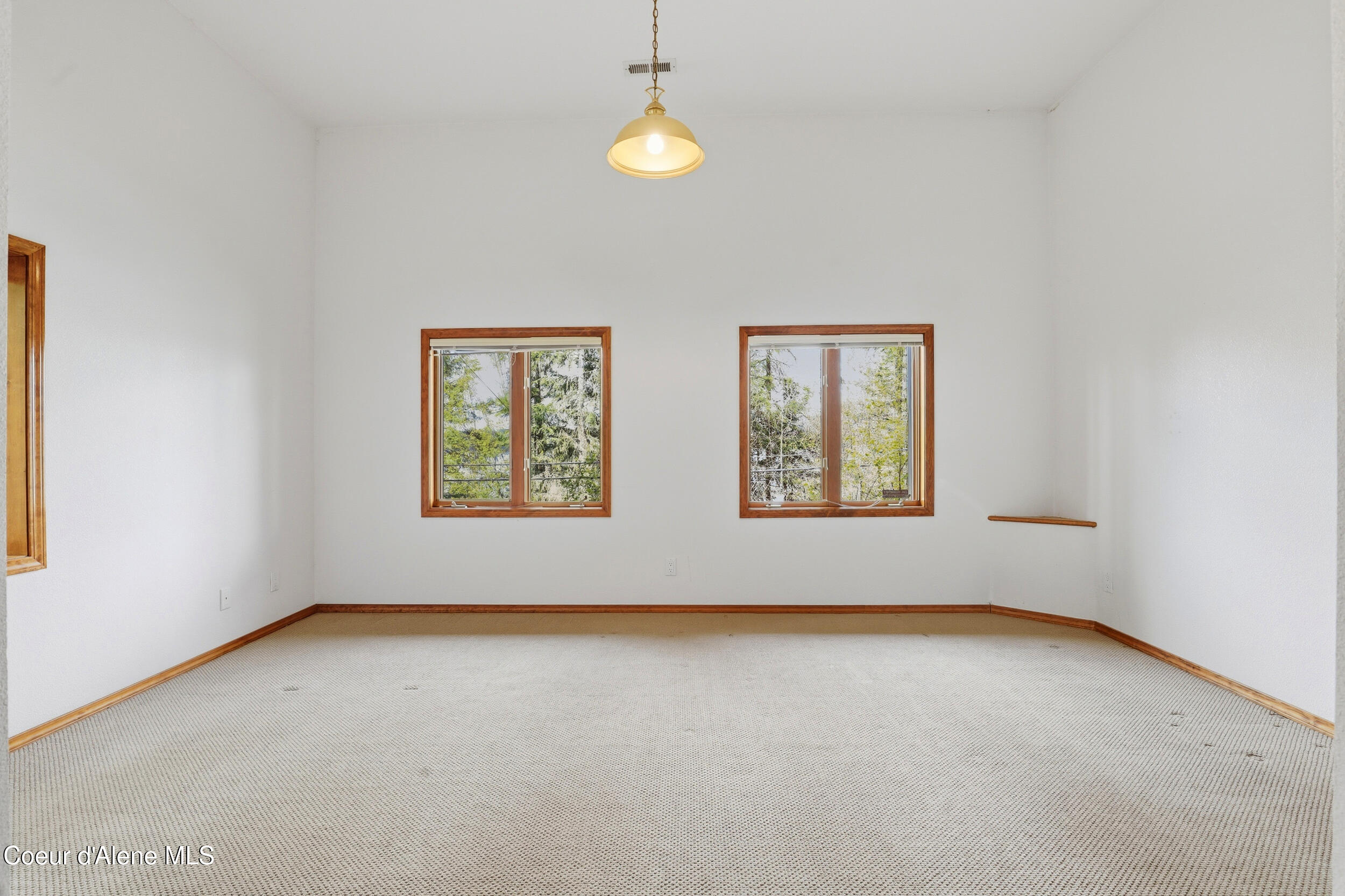 3068 E Upper Hayden Lake RD