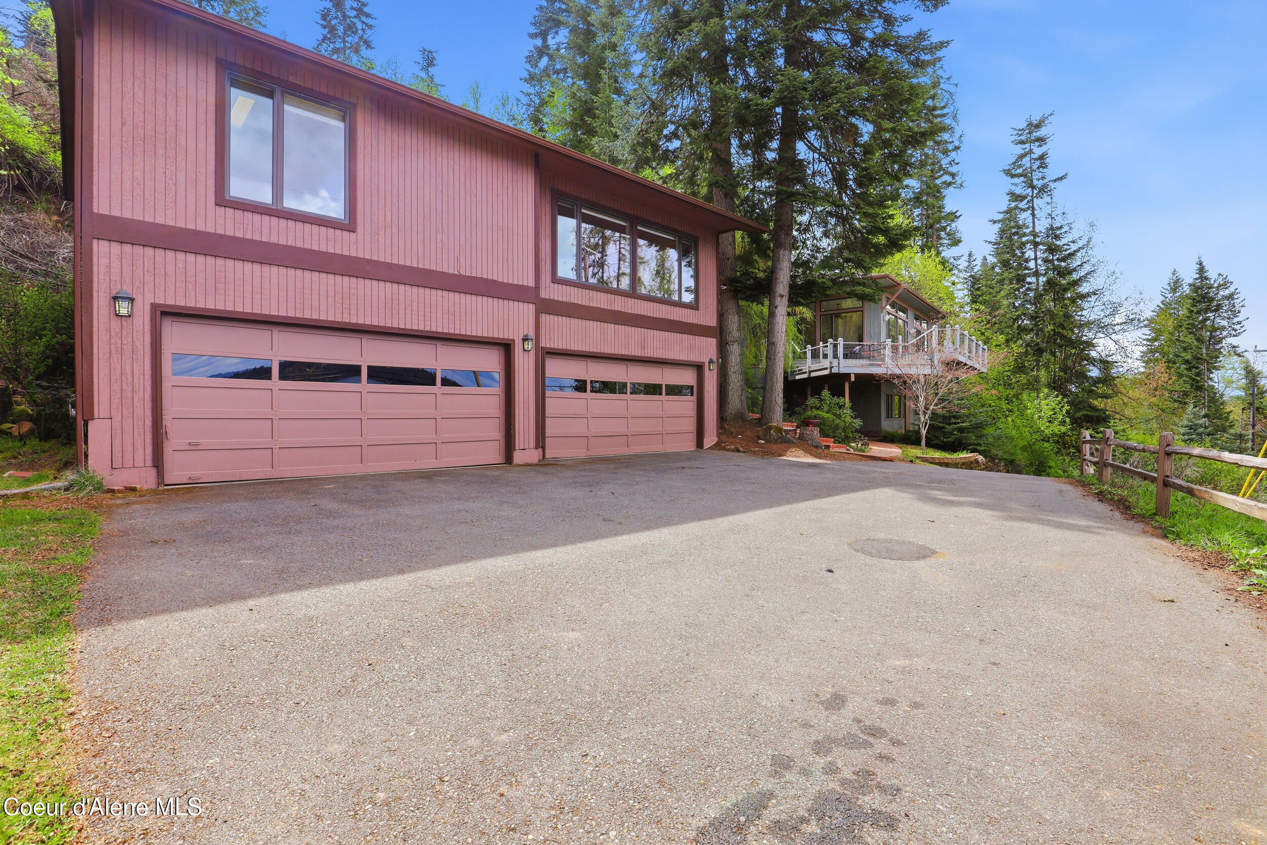 3068 E Upper Hayden Lake RD