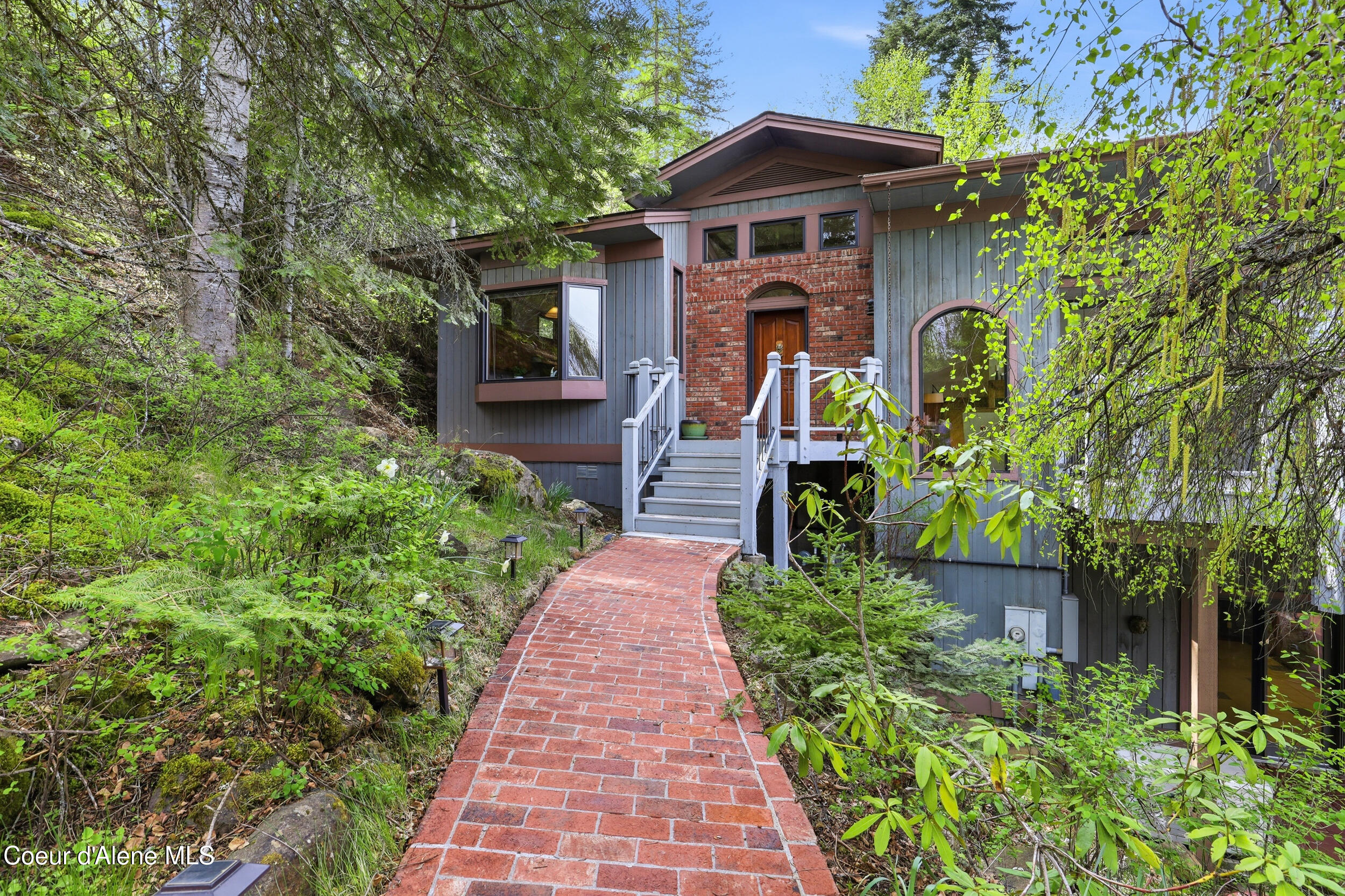 3068 E Upper Hayden Lake RD