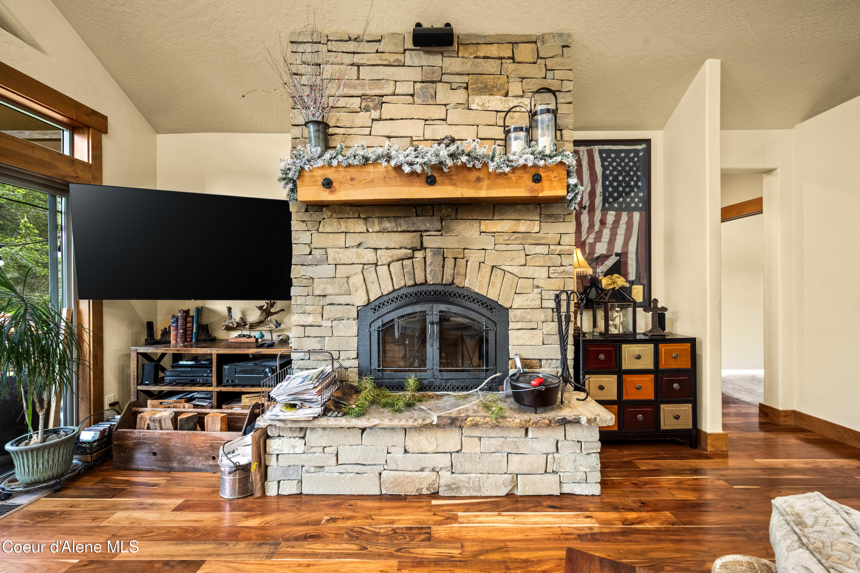 1819 E Misty Meadows CT