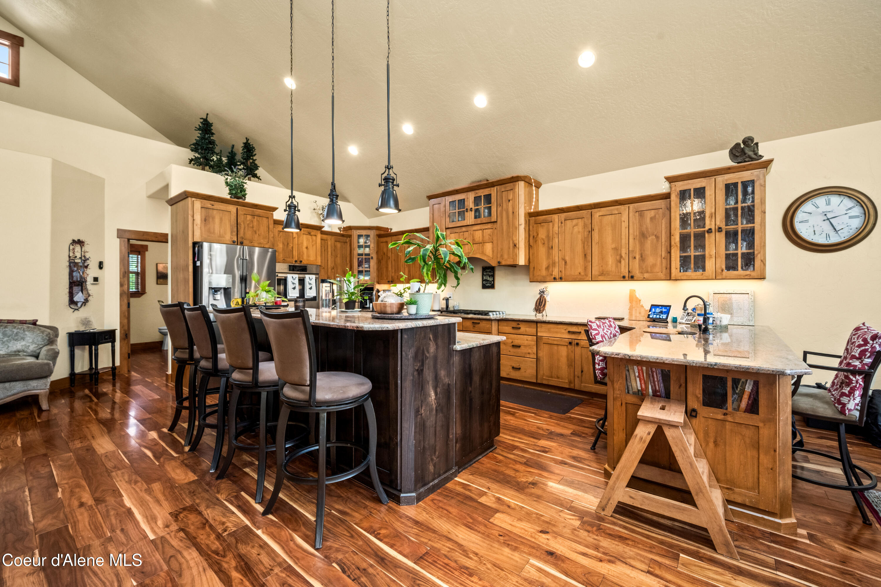 1819 E Misty Meadows CT