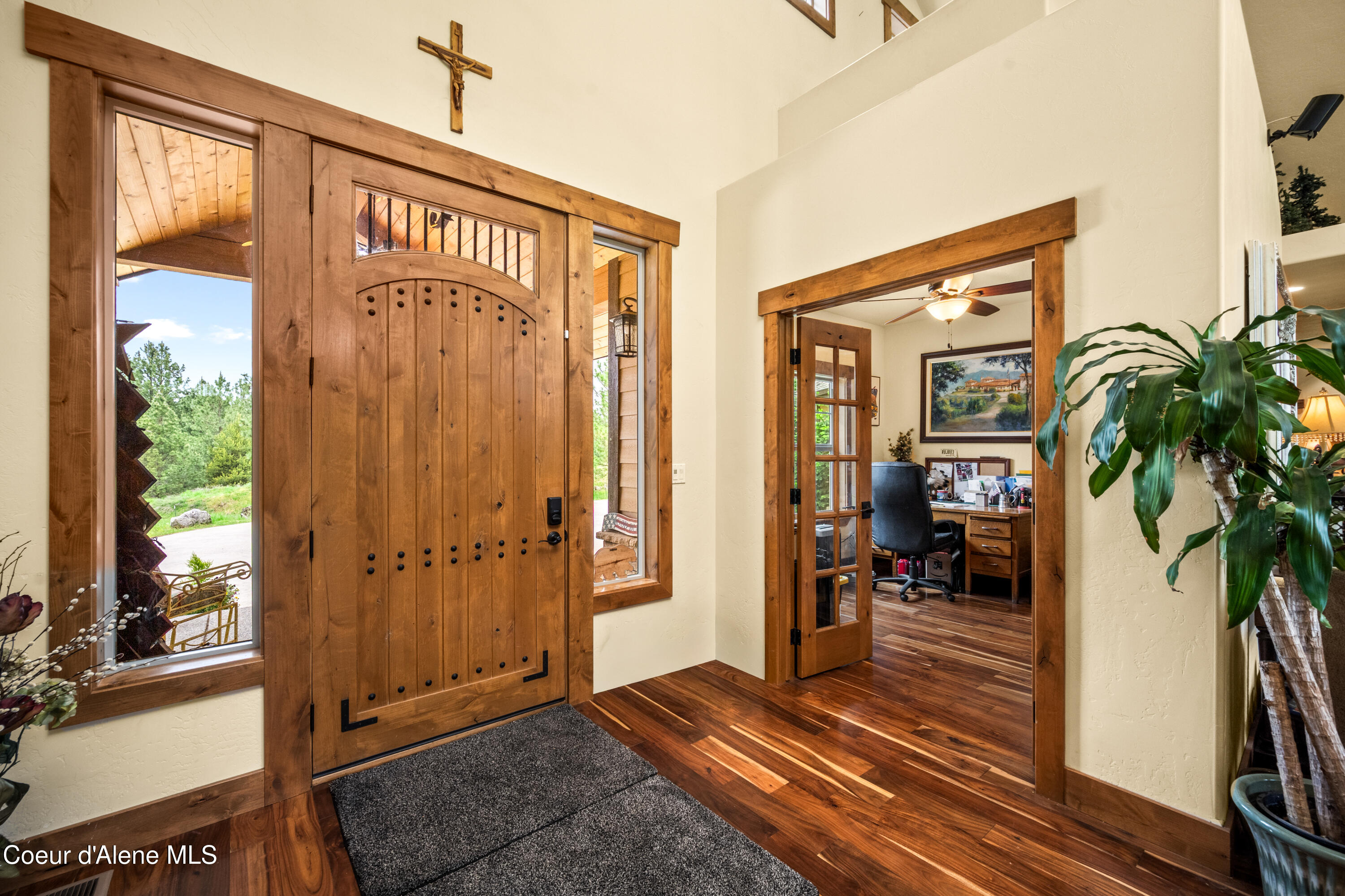 1819 E Misty Meadows CT