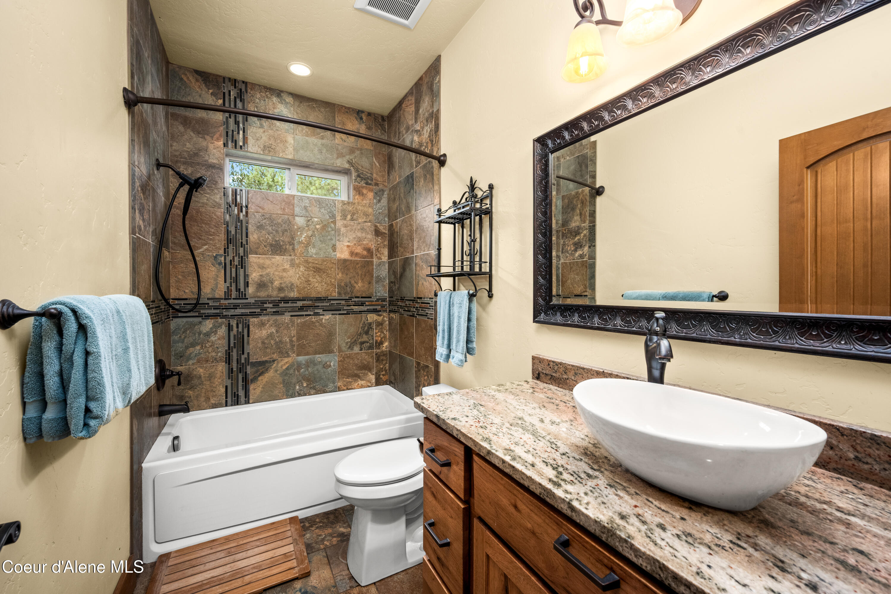 1819 E Misty Meadows CT