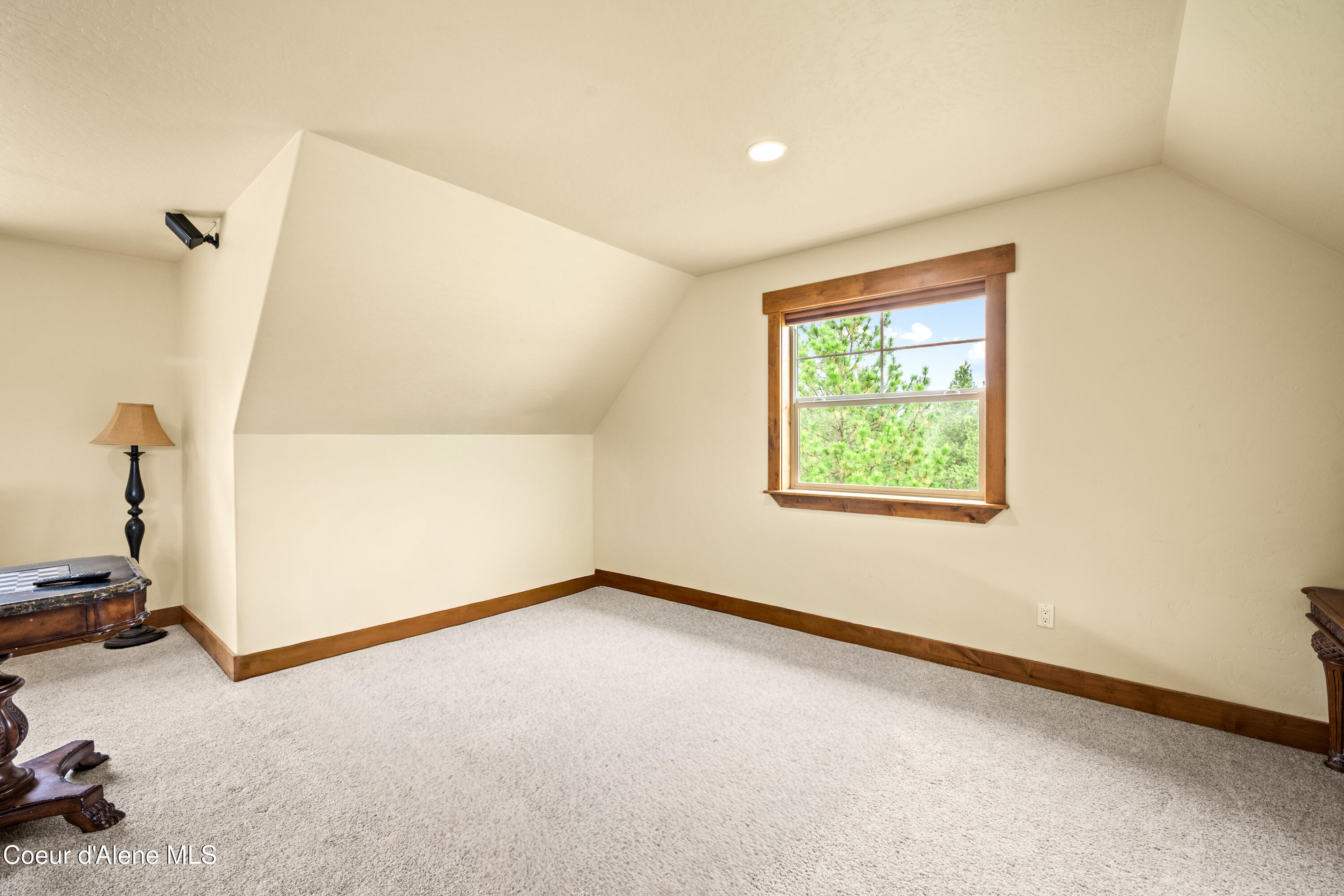 1819 E Misty Meadows CT