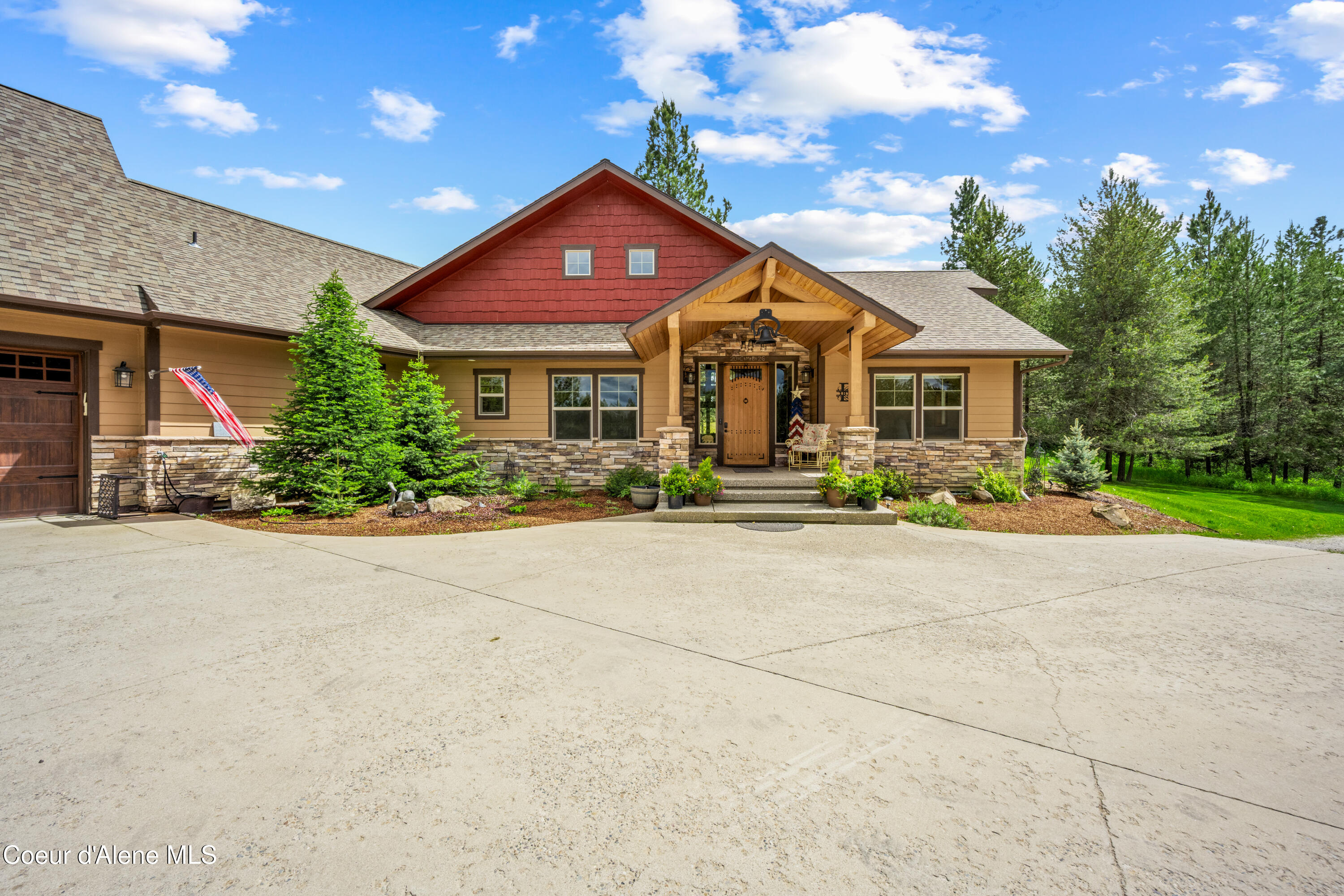 1819 E Misty Meadows CT