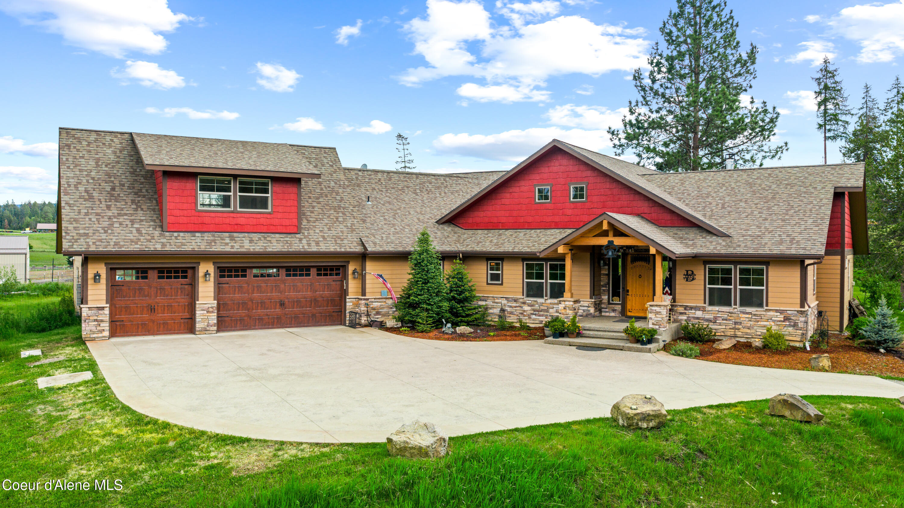 1819 E Misty Meadows CT