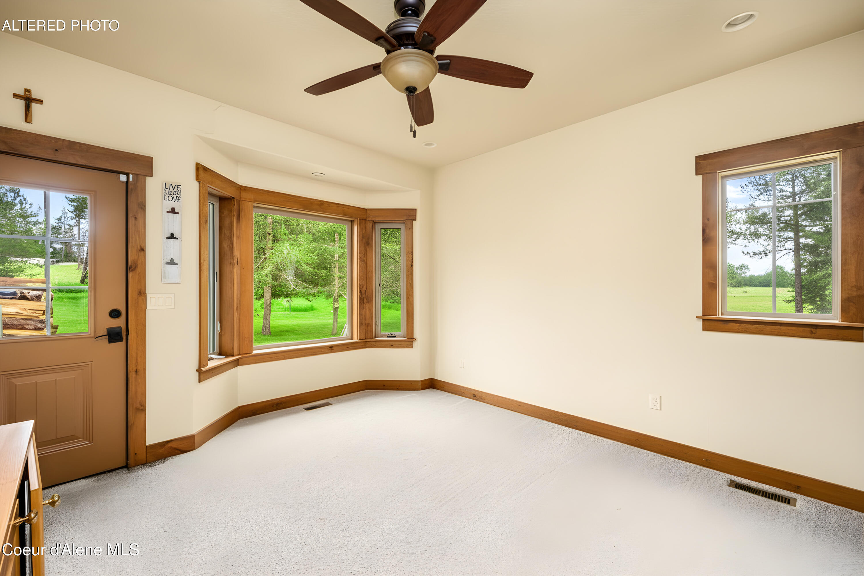 1819 E Misty Meadows CT
