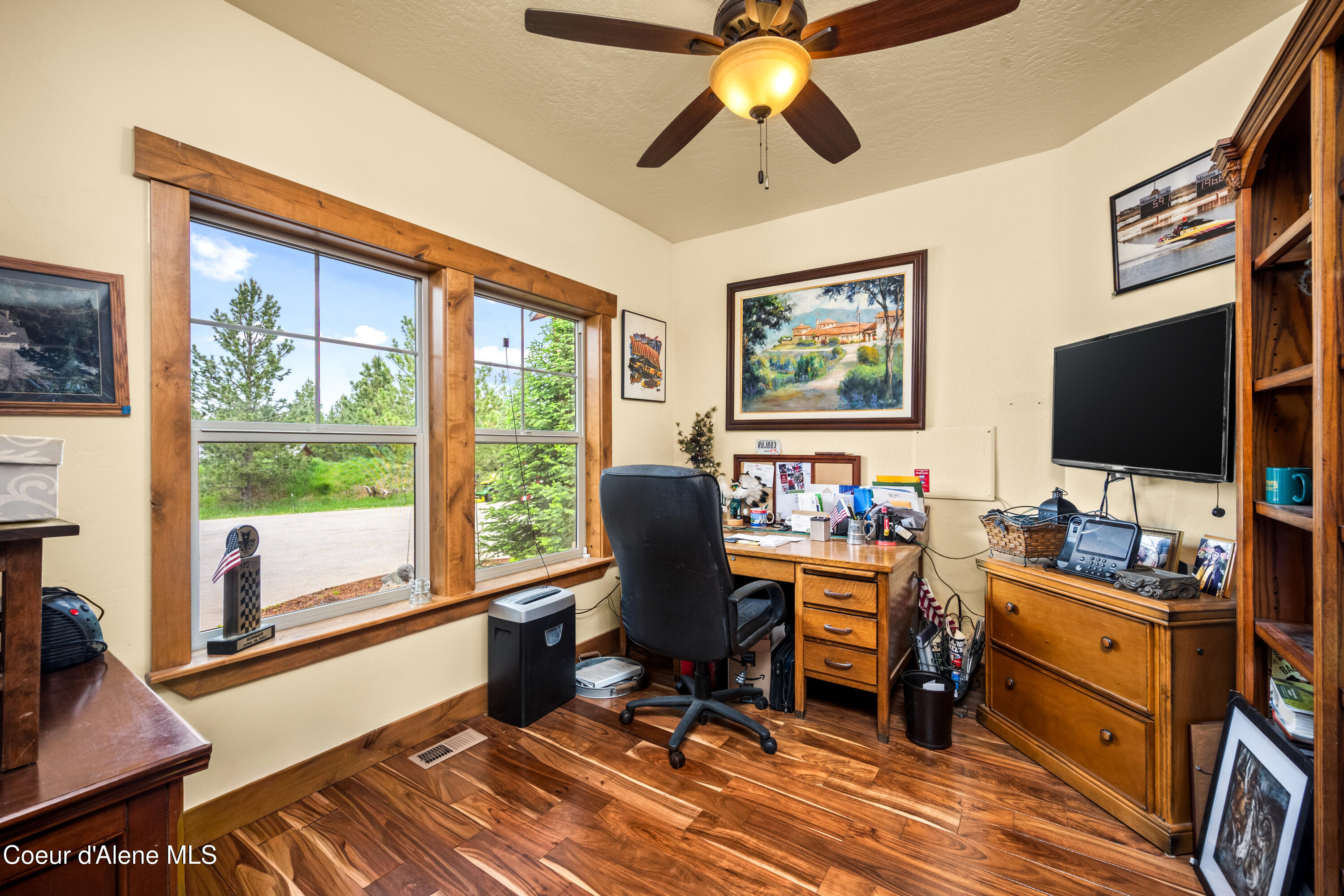 1819 E Misty Meadows CT