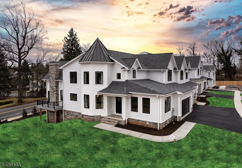 22 Park West Drive 401