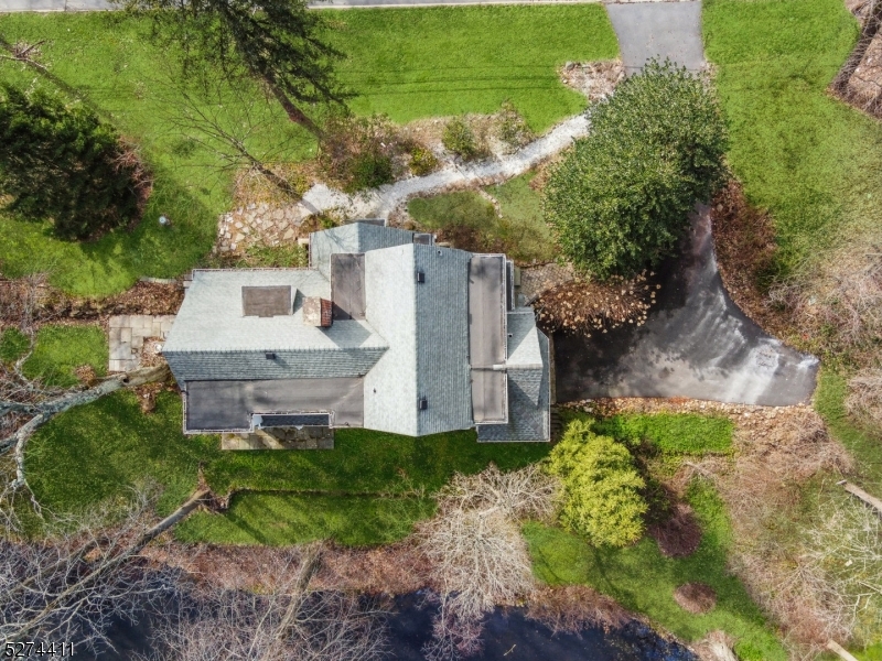 122 Old Short Hills Rd