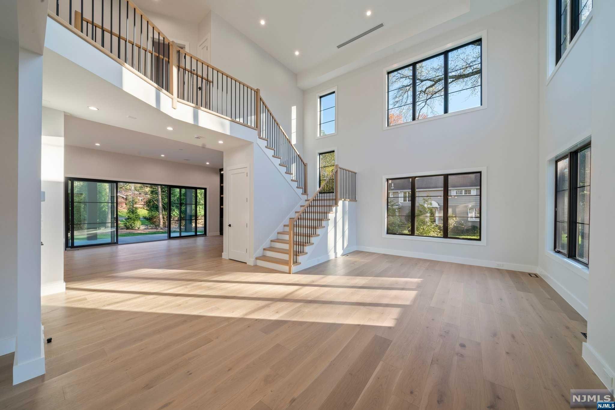 116 Lake Road