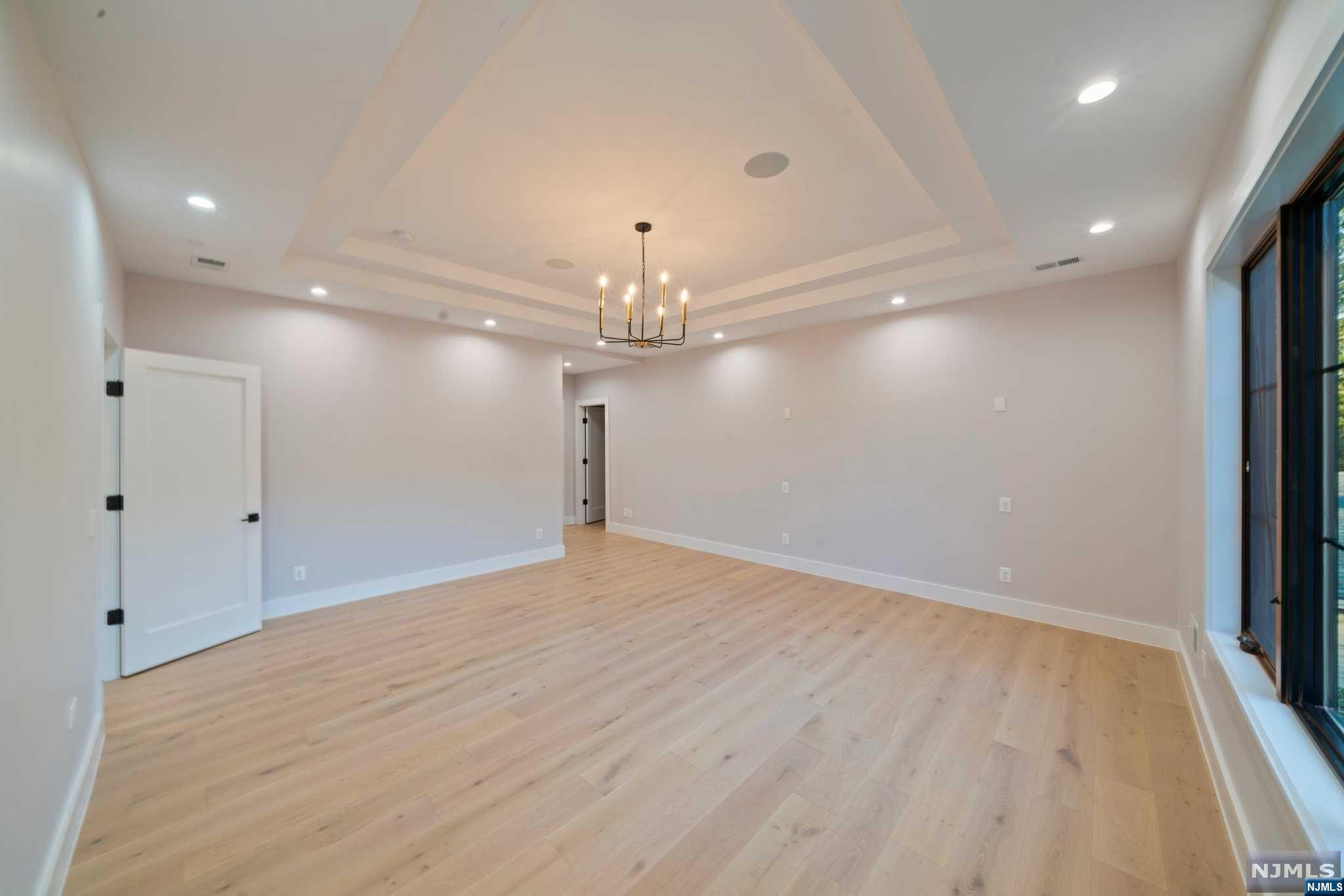 116 Lake Road