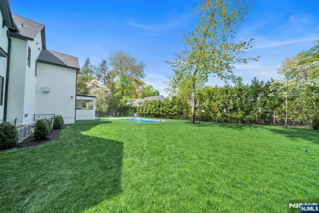 16 Donnybrook Drive