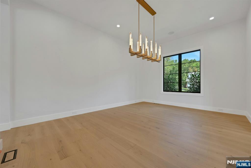 32 Highland Avenue