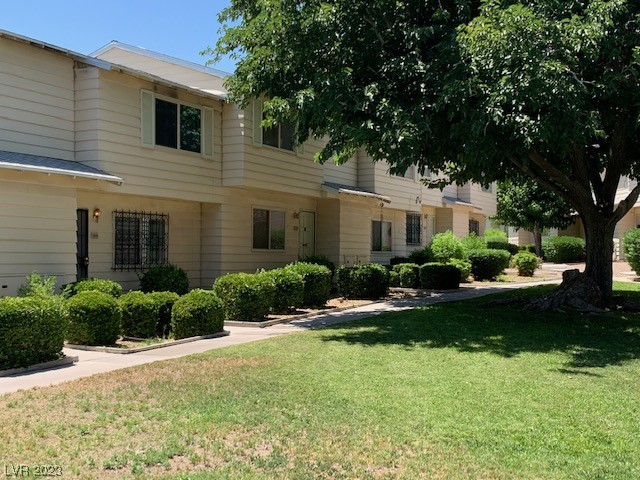 5000 LARKSPUR Street