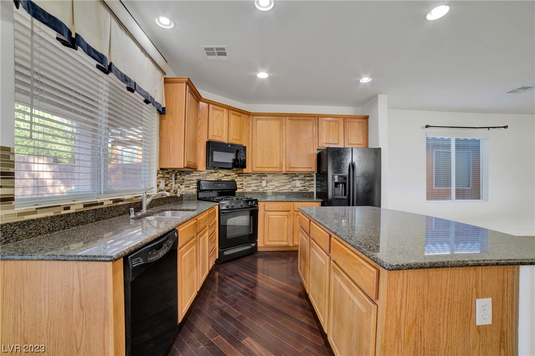 7425 Glorious Sun Drive