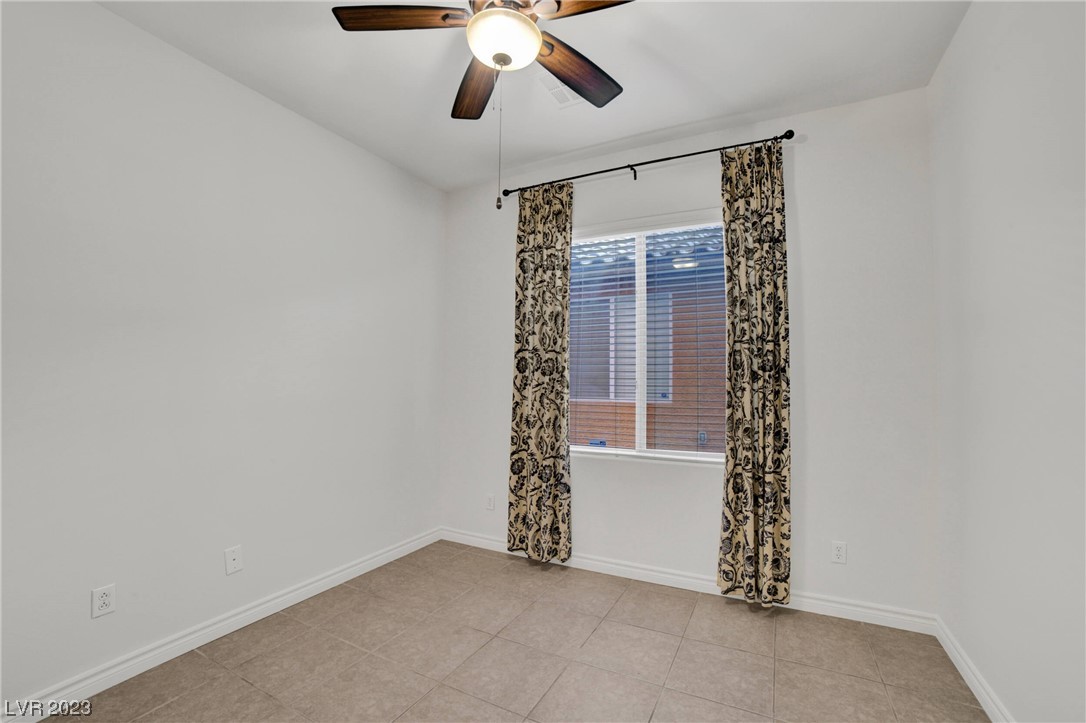 7425 Glorious Sun Drive