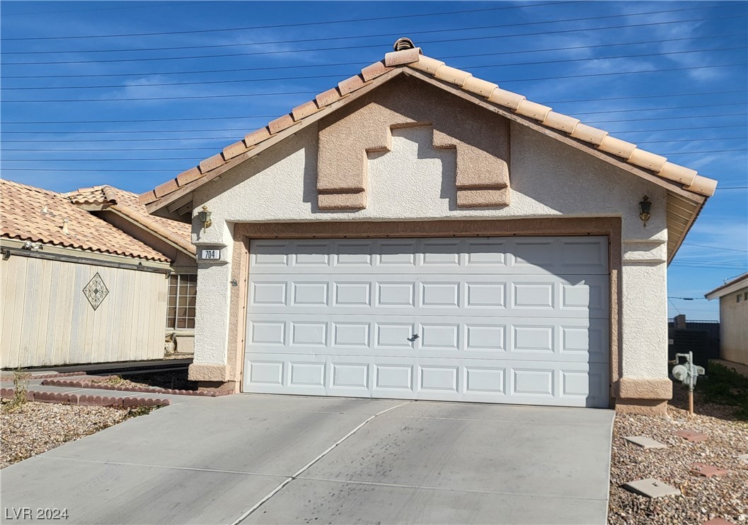 704 Sarajane Lane