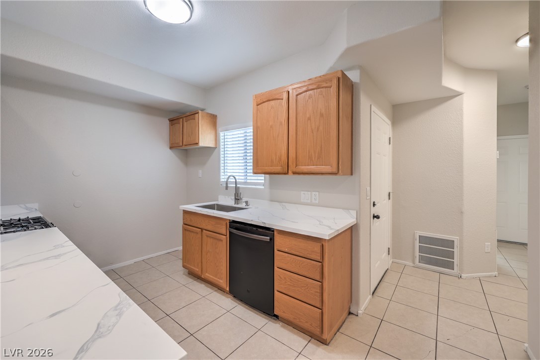 1721 North Lamont Street