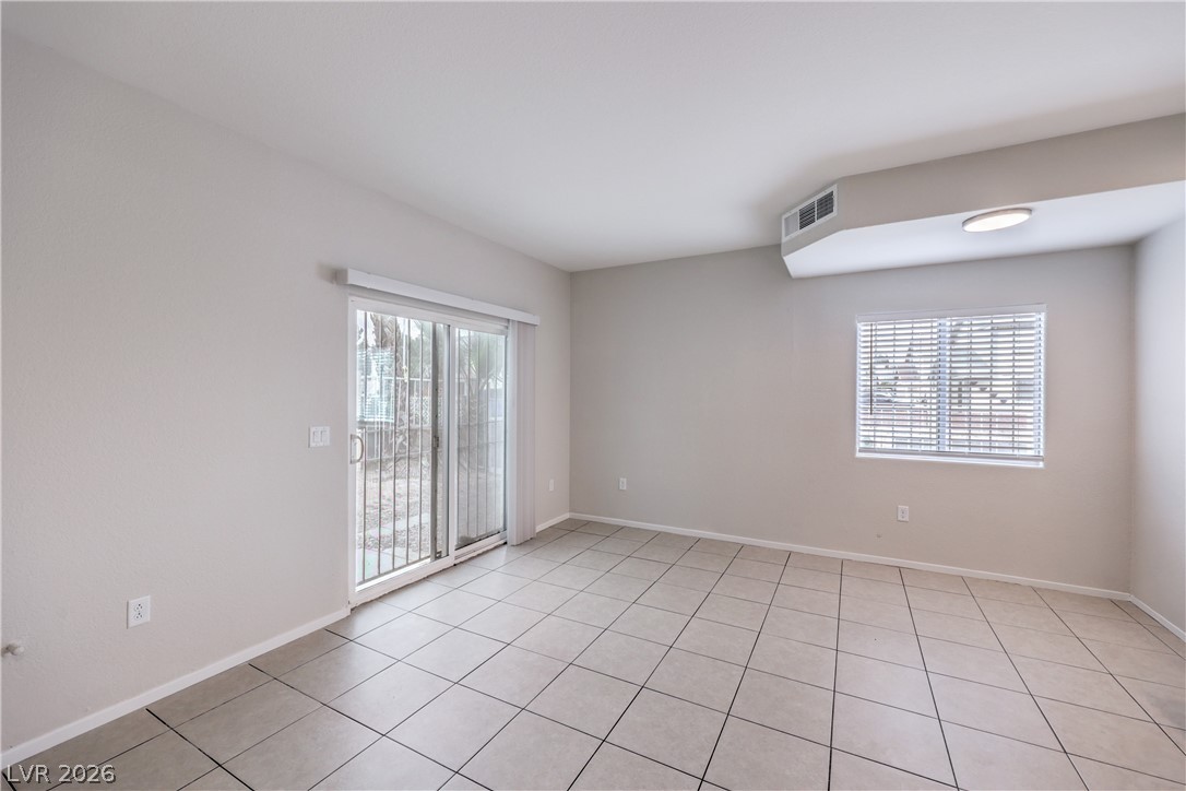 1721 North Lamont Street