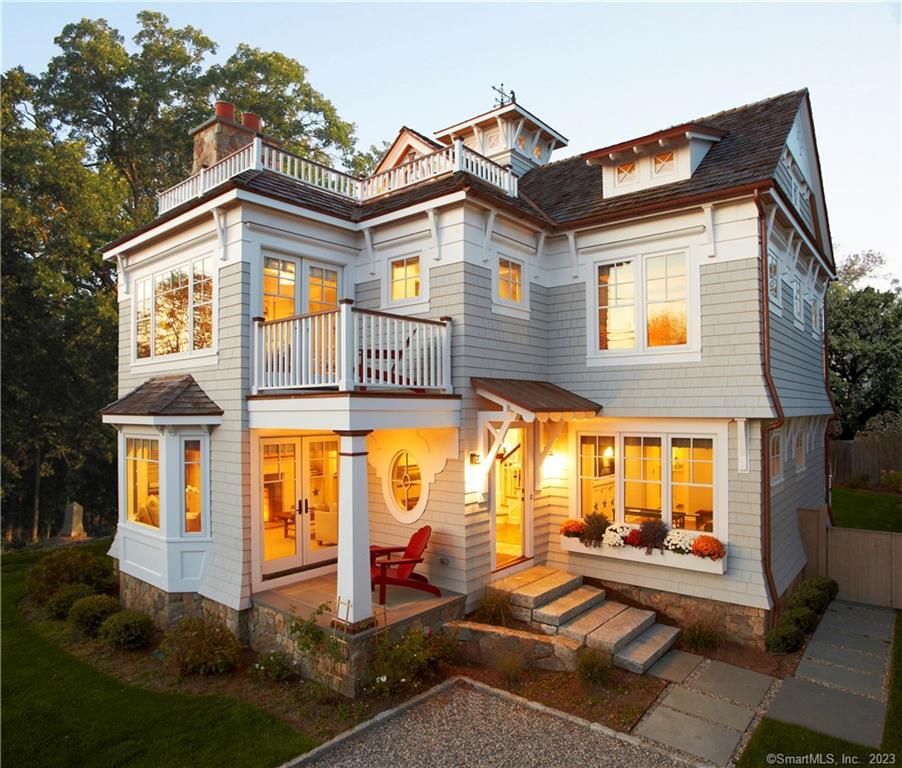 12 Danbury Avenue