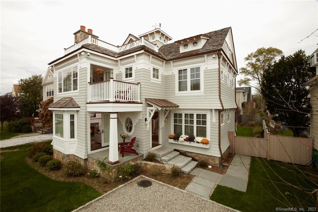 12 Danbury Avenue