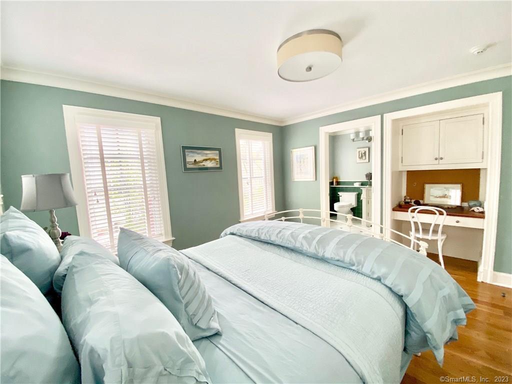 12 Danbury Avenue
