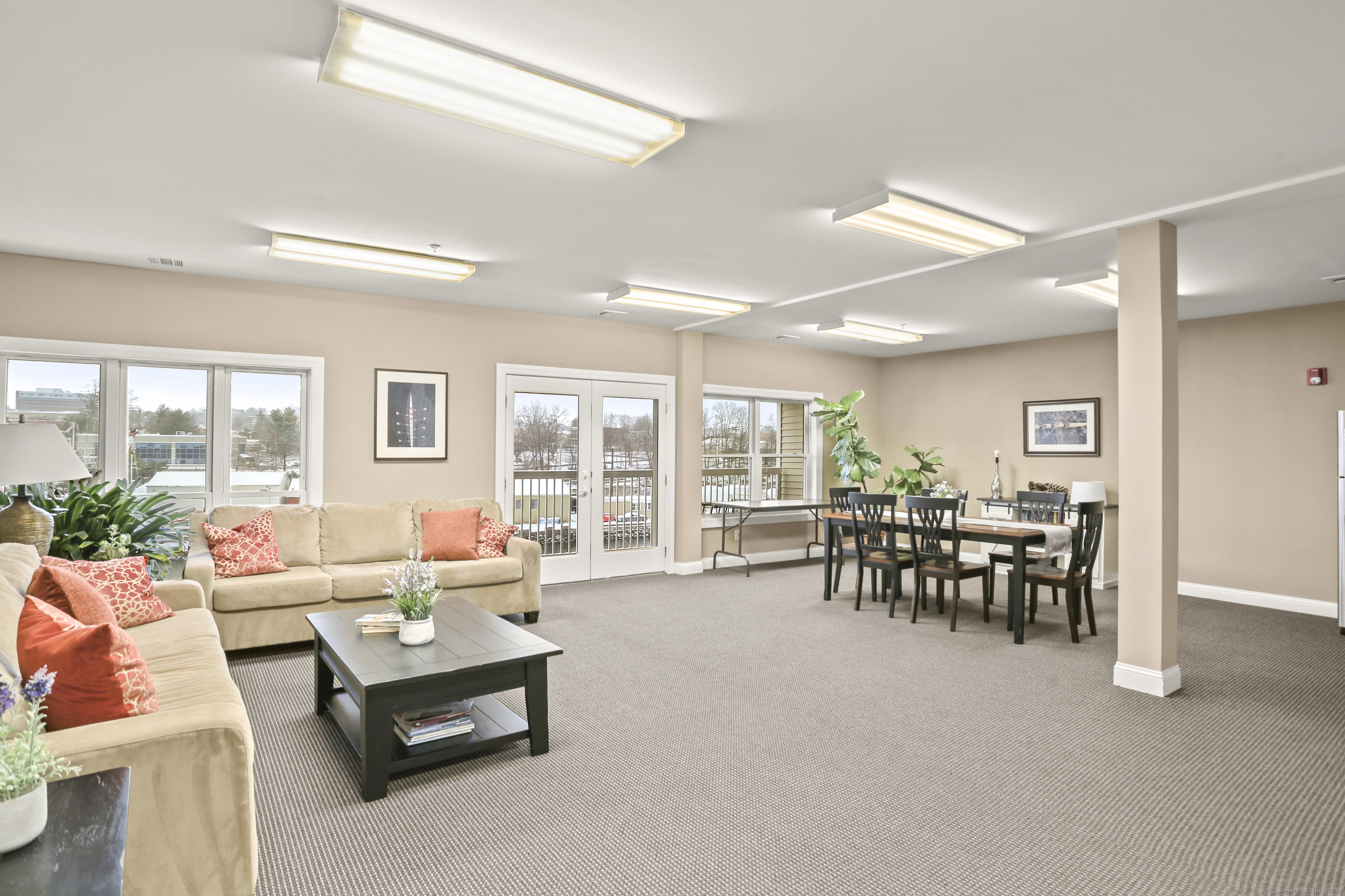 4 Daskams Lane 329