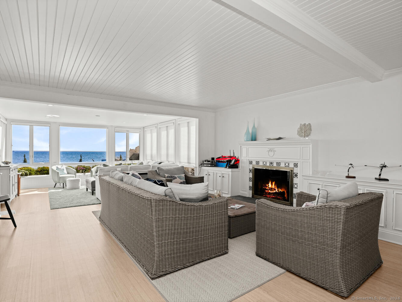 1141 Fairfield Beach Road