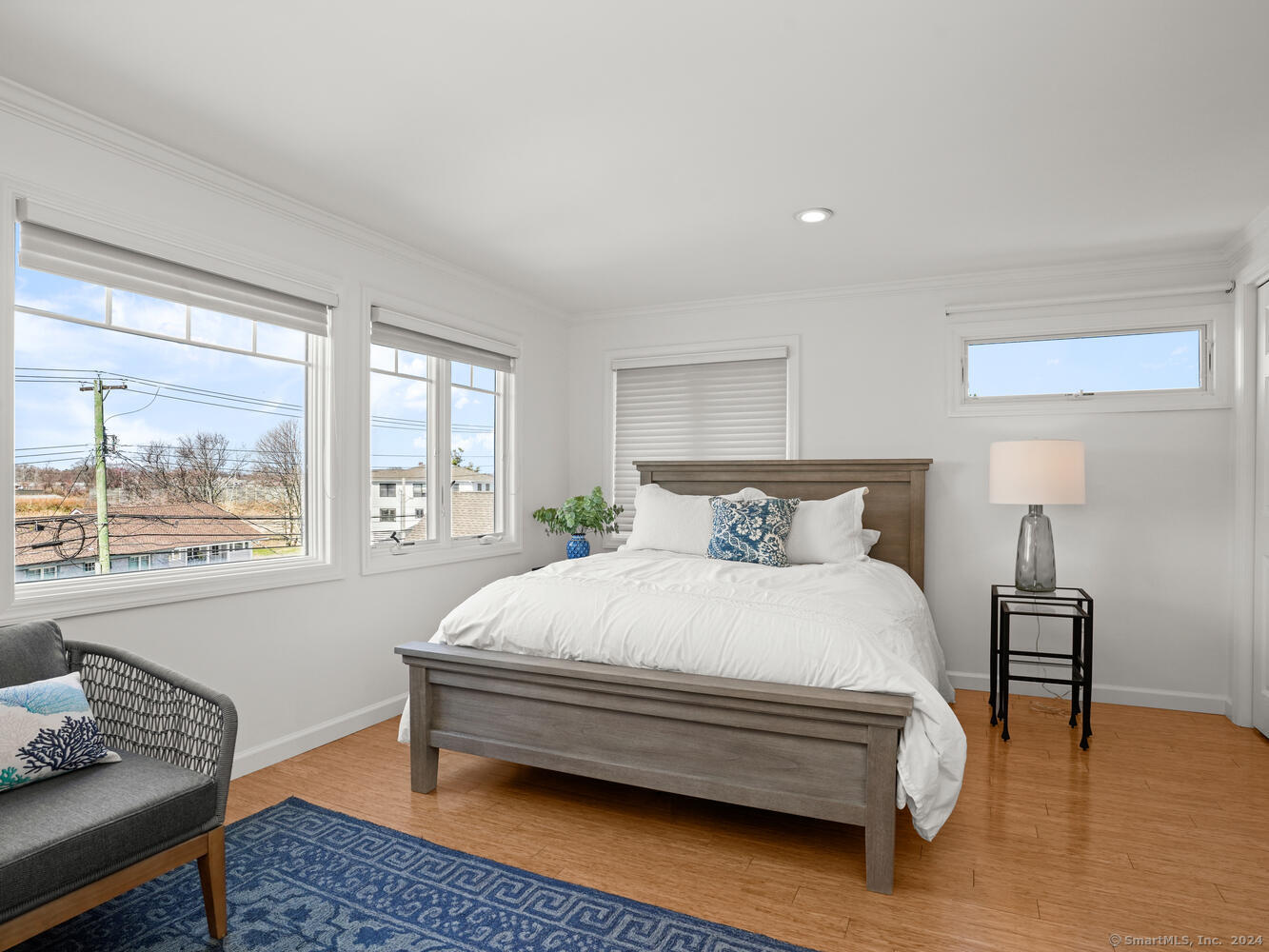 1141 Fairfield Beach Road