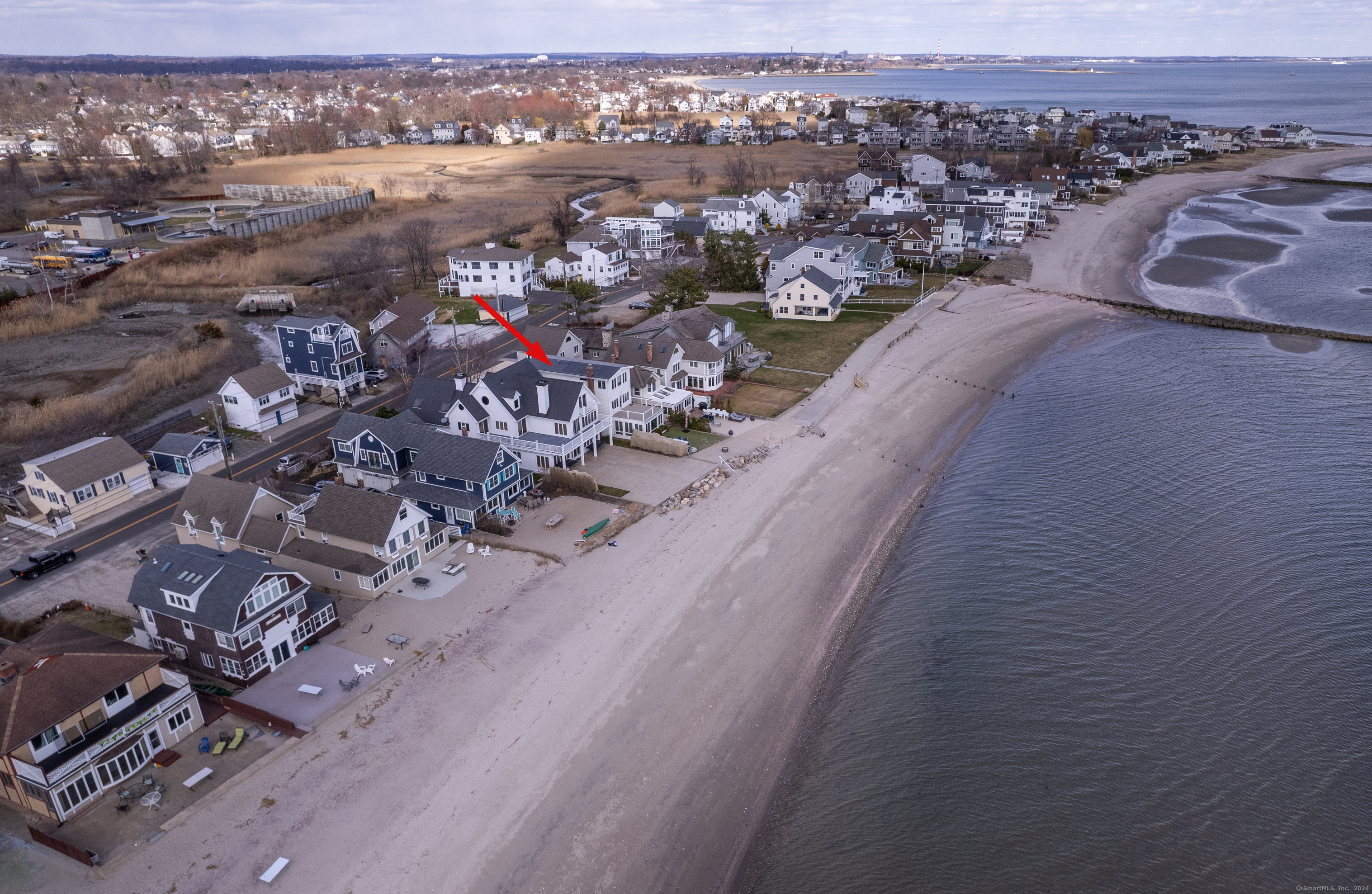 1141 Fairfield Beach Road