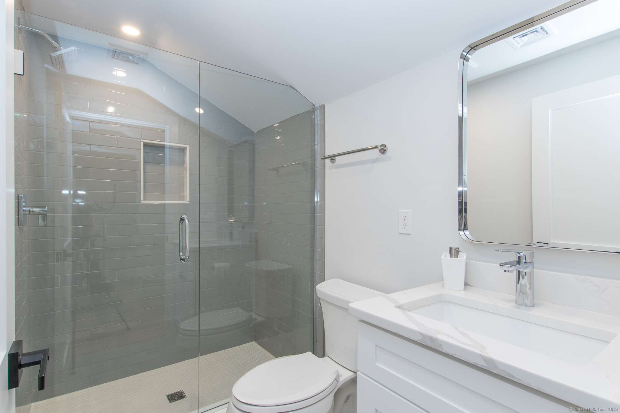 1 Howard Avenue C3