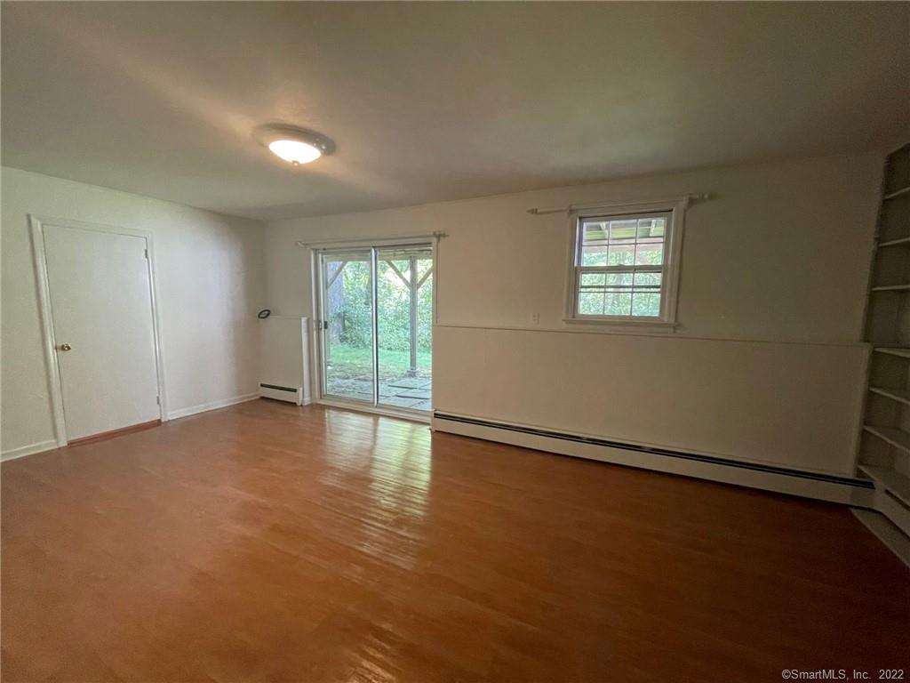 8 Heathwood Lane