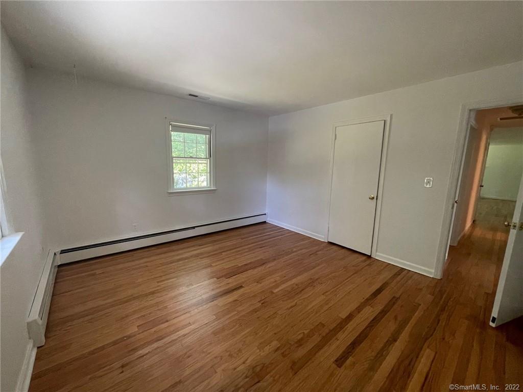8 Heathwood Lane