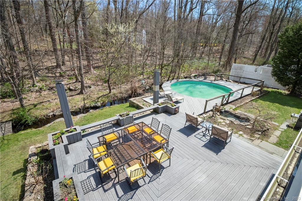 48 Winding Lane
