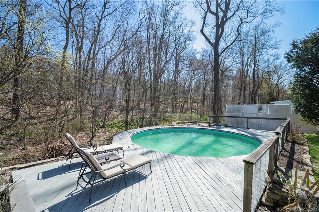 48 Winding Lane