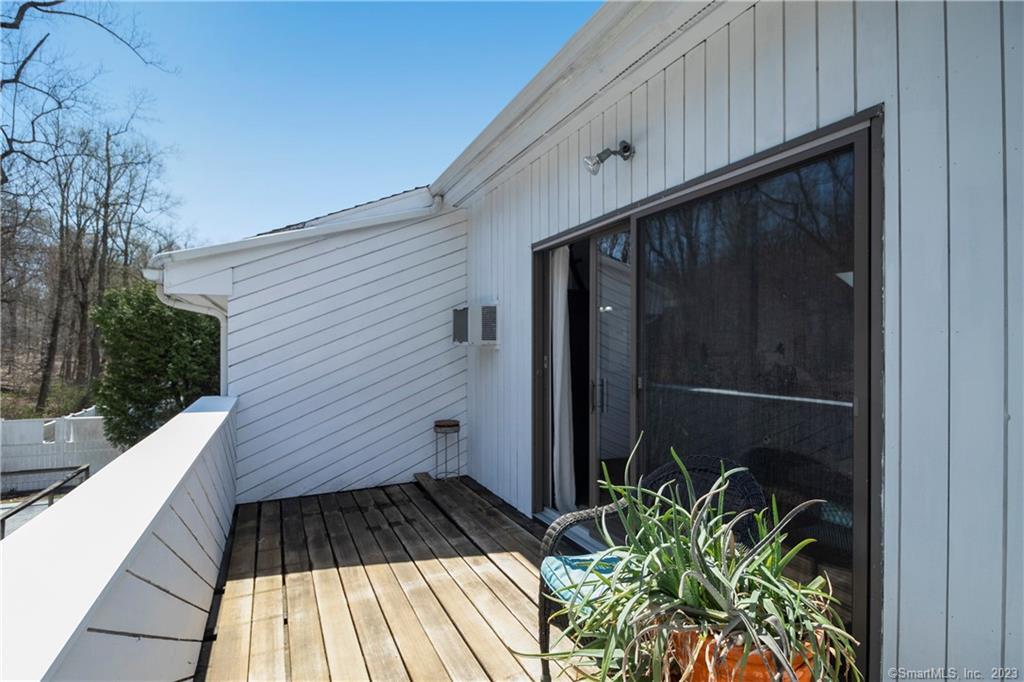 48 Winding Lane