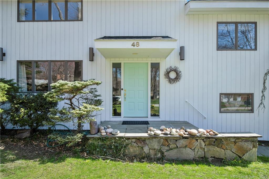 48 Winding Lane