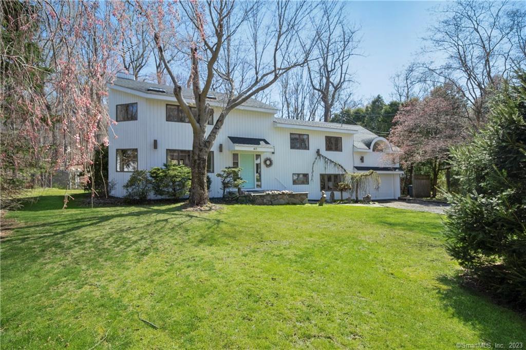 48 Winding Lane