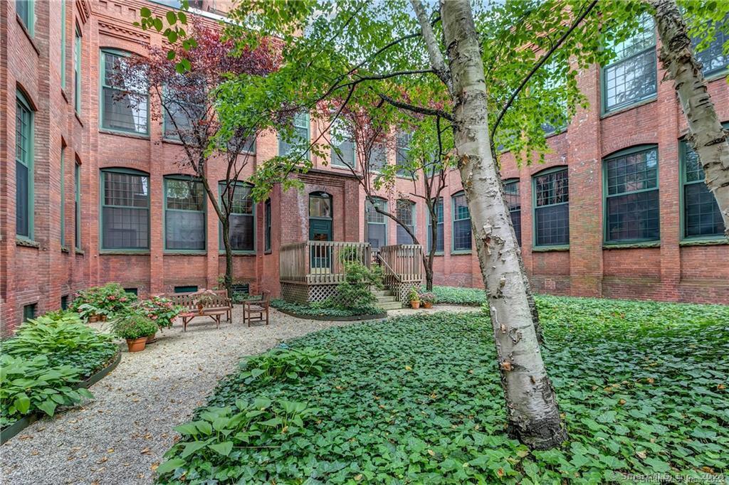 25 Grand Street APT 232