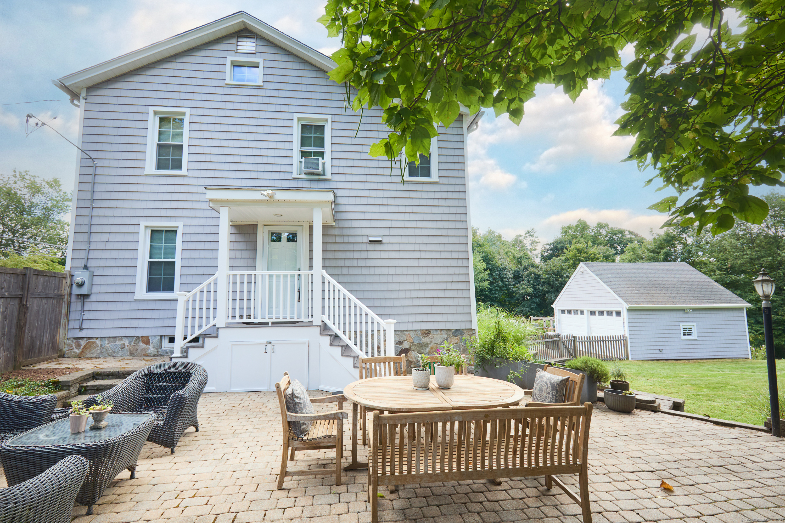 21 Clinton Avenue
