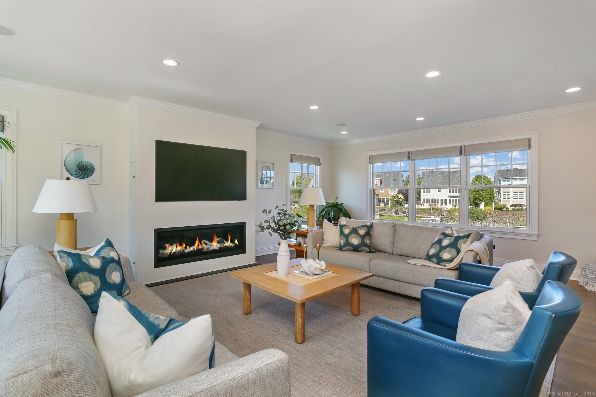 1810 Fairfield Beach Road
