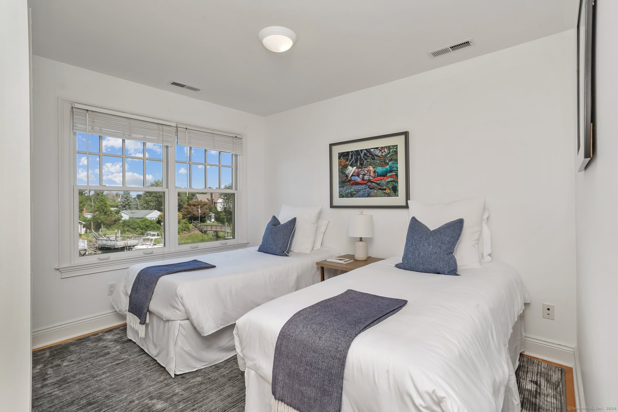 1810 Fairfield Beach Road